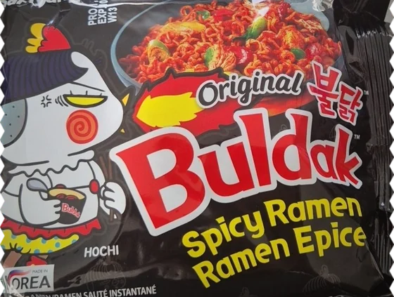 Packung Buldak Hot Chicken Ramen